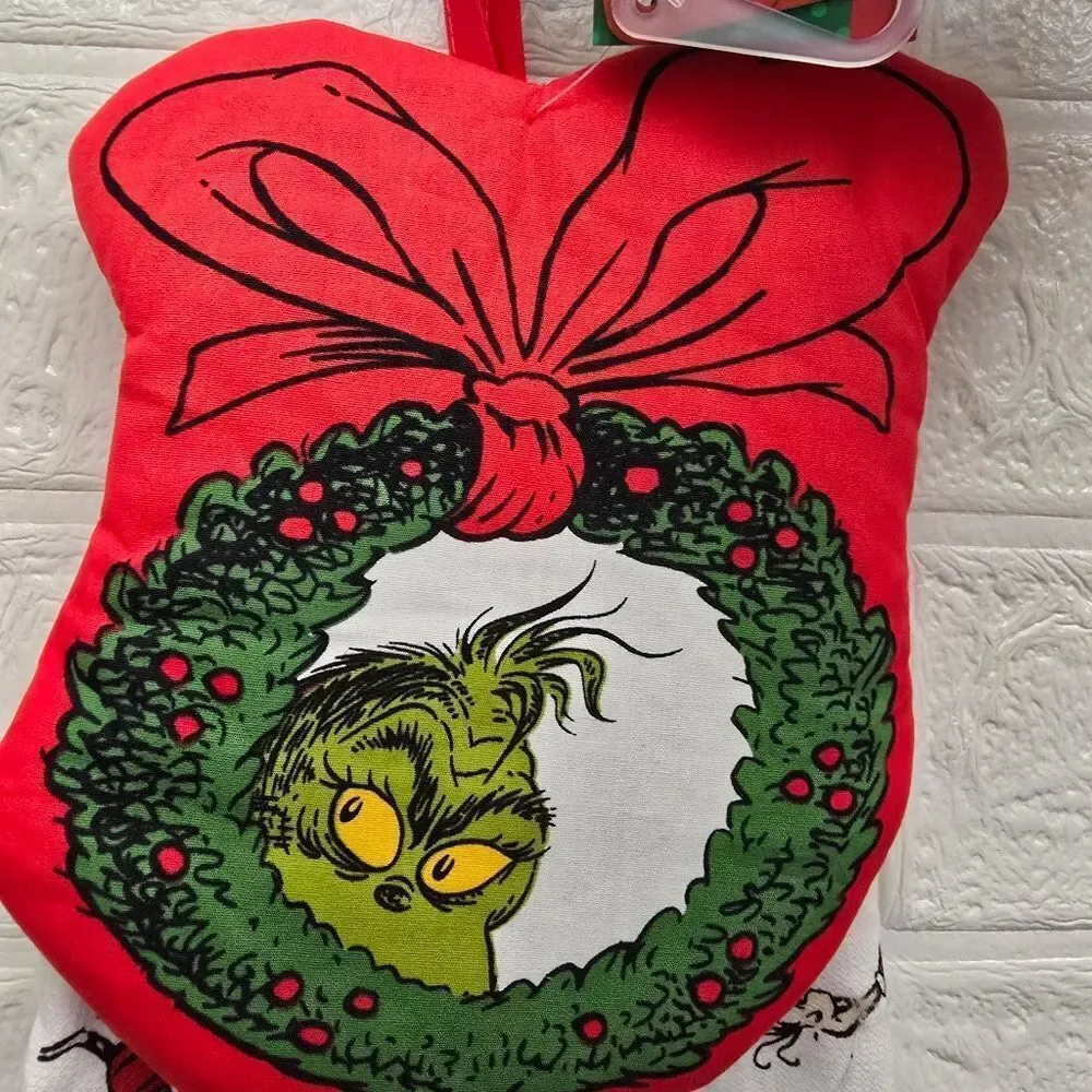 Nwt The Grinch Christmas Wreath Kitchen Hand Towel